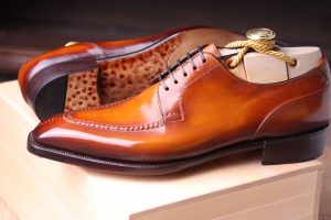 Centurion Apron Front Split-Toe Apron Front Derby - Formal Shoes