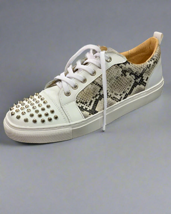 White Leather And Snack Pattern Leather Low Top Lace Up Sneakers With White Sole - Sneaker Shoes